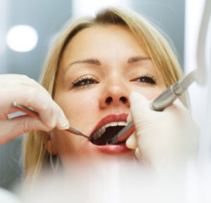 Хірургічна стоматологія в Луцьку